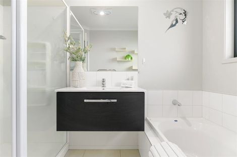 Photo of property in 3 Northbrook Glen, Flagstaff, Hamilton, 3210