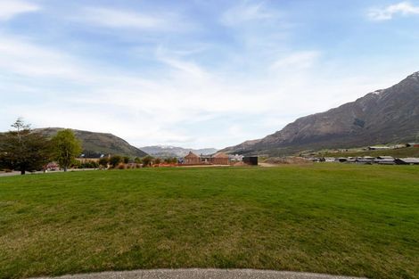 Photo of property in 22 Cunninghams Drive, Jacks Point, Queenstown, 9371
