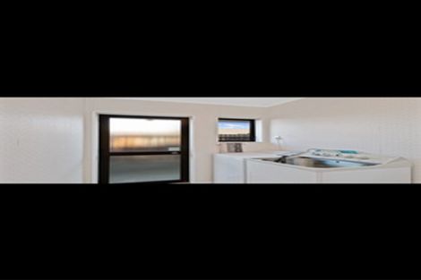 Photo of property in 1/423 Harewood Road, Harewood, Christchurch, 8051