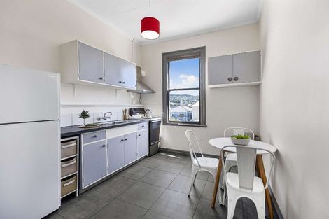 Photo of property in 92 Austin Street, Mount Victoria, Wellington, 6011