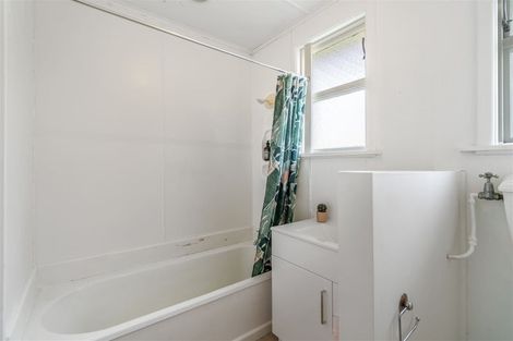 Photo of property in 32 Lyon Street, Glengarry, Invercargill, 9810