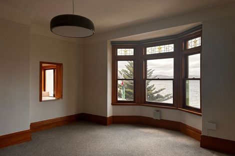 Photo of property in 186 Oriental Parade, Oriental Bay, Wellington, 6011