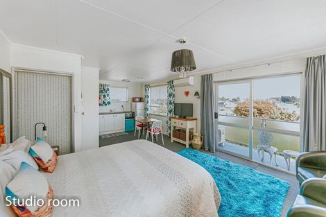 Photo of property in 21 Arrow Crescent, Holmes Hill, Oamaru, 9401