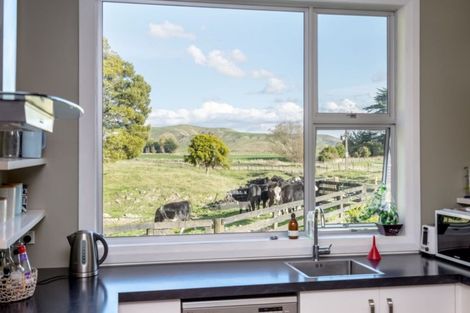 Photo of property in 291 Hinemoa Valley Road, Kaitawa, Pahiatua, 4981