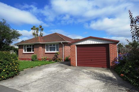 Photo of property in 32 Sawyers Arms Road, Northcote, Christchurch, 8052