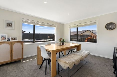 Photo of property in 22 Magnetic Place, Cromwell, 9310