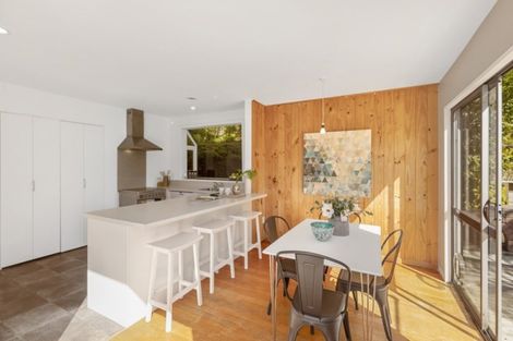 Photo of property in 21a Walnut Way, Maungaraki, Lower Hutt, 5010