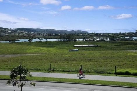 Photo of property in 2 Vivian Road, Silverdale, 0932