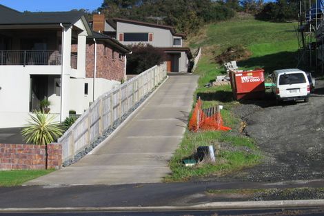 Photo of property in 73 Waldorf Crescent, Orewa, 0931