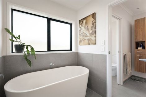 Photo of property in 6 Vantage Place, Omokoroa, 3114