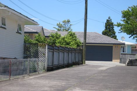 Photo of property in 9 Keats Place, Blockhouse Bay, Auckland, 0600