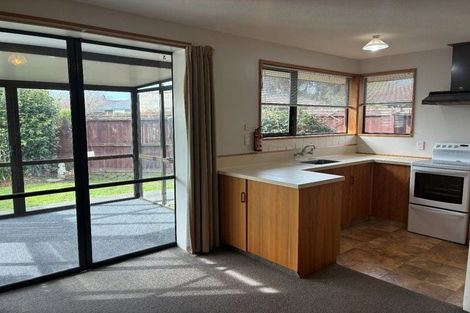 Photo of property in 1/15 Thornhill Place, Sockburn, Christchurch, 8042
