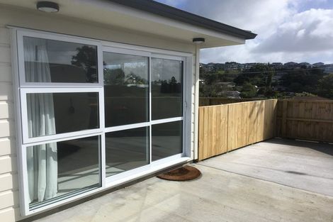 Photo of property in 70 County Road, Torbay, Auckland, 0630