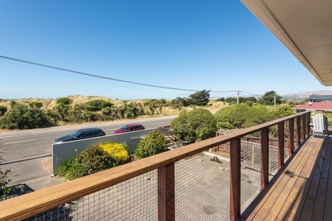 Photo of property in 487 Marine Parade, South New Brighton, Christchurch, 8062