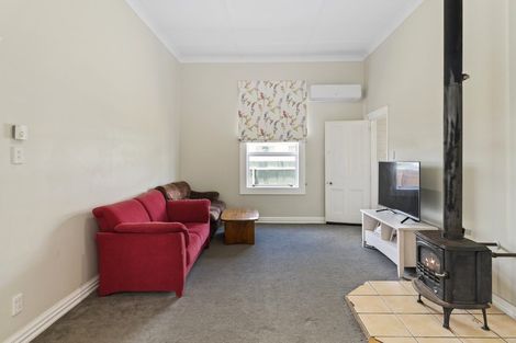 Photo of property in 21 Kings Drive, Levin, 5510