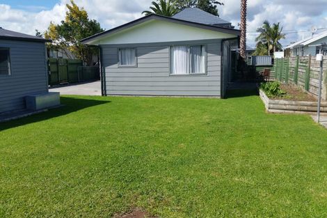 Photo of property in 24b Tironui Station Road, Papakura, 2112