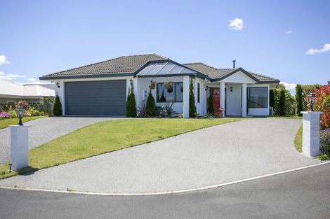 Photo of property in 17 Whetu Place, Nukuhau, Taupo, 3330