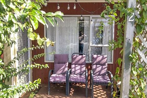 Photo of property in 81 Litten Road, Cockle Bay, Auckland, 2014