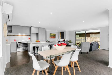 Photo of property in 32 Kedge Drive, Mangawhai, 0505