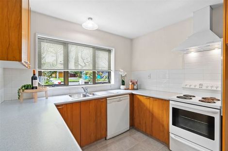 Photo of property in 1/251 Memorial Avenue, Burnside, Christchurch, 8053