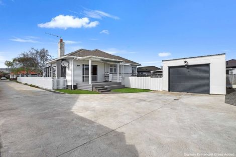Photo of property in 25 Quinn Road, Levin, 5510
