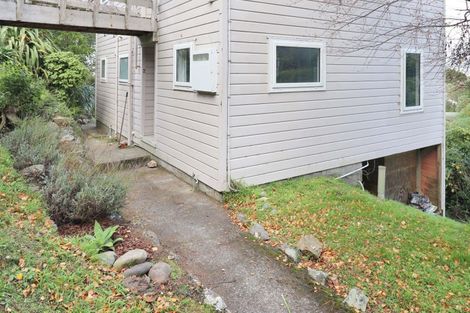 Photo of property in 2/72 Homebush Road, Khandallah, Wellington, 6035