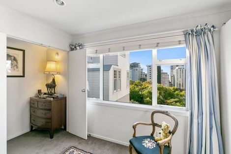 Photo of property in 55c Bolton Street, Kelburn, Wellington, 6012