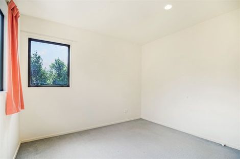 Photo of property in 135e Triangle Road, Massey, Auckland, 0614