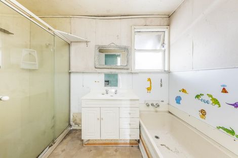 Photo of property in 2/22 Mcdougall Street, Manurewa East, Auckland, 2102