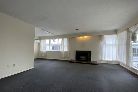 Photo of property in 12 Trinidad Road, Sunnynook, Auckland, 0620