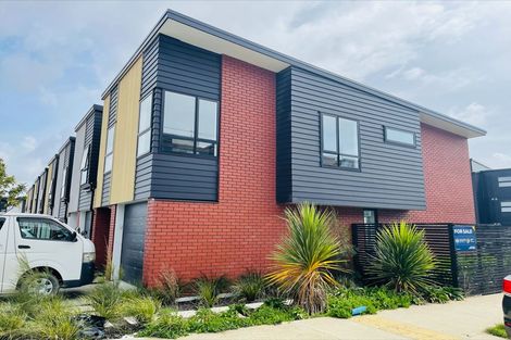Photo of property in 2 Shortfin Place, Flat Bush, Auckland, 2019