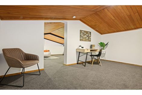 Photo of property in 77 Glenfield Crescent, Mairehau, Christchurch, 8052