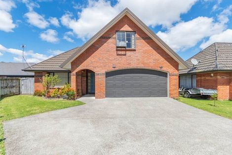 Photo of property in 19 Old Park Place, Takanini, 2112