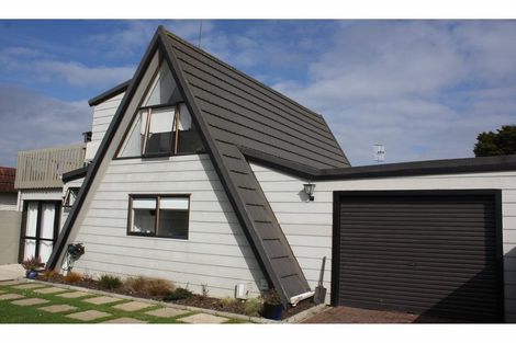 Photo of property in 12 Eureka Place, Parahaki, Whangarei, 0112