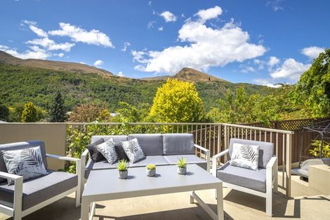 Photo of property in 21 Hood Crescent, Arrowtown, 9302