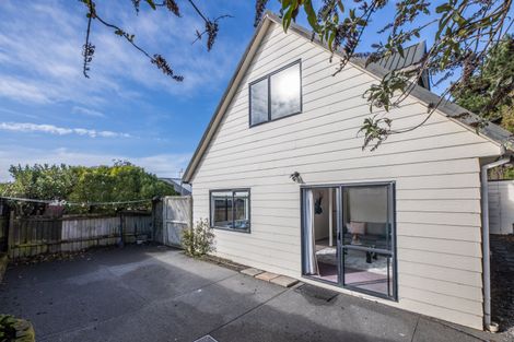 Photo of property in 64 Effingham Street, North New Brighton, Christchurch, 8083