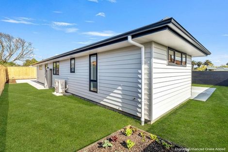 Photo of property in 51a Selwyn Crescent, College Estate, Wanganui, 4500