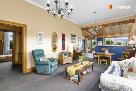 Photo of property in 43 Mornington Road, Balaclava, Dunedin, 9011