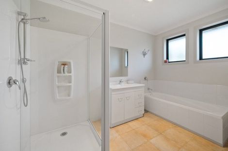 Photo of property in 11 Walnut Grove, Alexandra, 9320