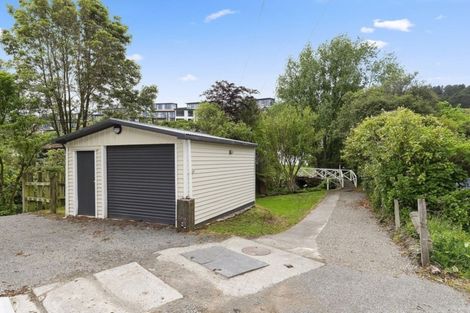 Photo of property in 11 Willowbank Road, Tawa, Wellington, 5028
