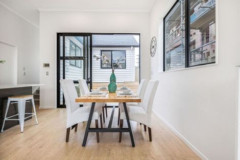 Photo of property in 85 Tir Conaill Avenue, Flat Bush, Auckland, 2019