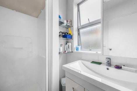 Photo of property in 49 Lyndon Street, Riccarton, Christchurch, 8041