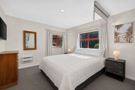 Photo of property in 8a Kiely Lane, Queenstown, 9300