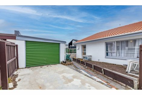 Photo of property in 4/6 Lonsdale Street, New Brighton, Christchurch, 8083