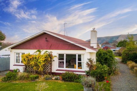 Photo of property in 27 Coronation Street, Waimate, 7924