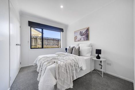 Photo of property in 22 Ranchod Terrace, Pukekohe, 2120