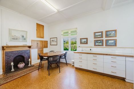 Photo of property in 10 Tavistock Road, Waipukurau, 4200