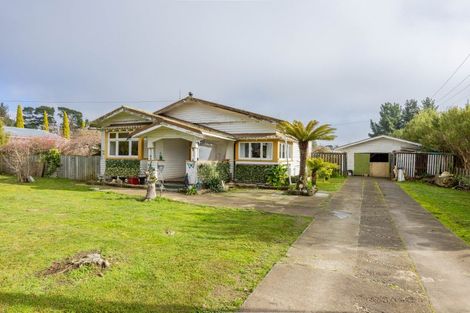 Photo of property in 7 Charlotte Street, Takapau, 4203