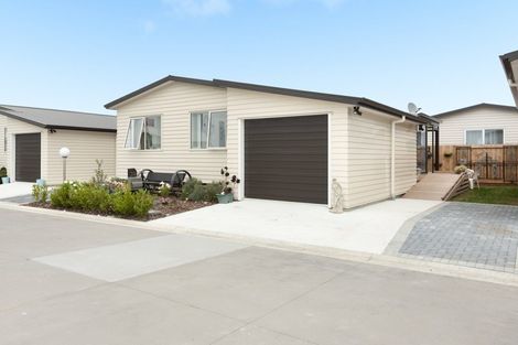 Photo of property in 11 Kamahi Crescent, Papamoa Beach, Papamoa, 3118