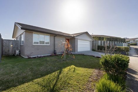 Photo of property in Waterview Estate, 34/4 Greystone Place, Omokoroa, 3114